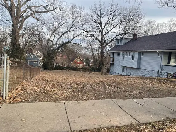 3619 Askew Avenue, Kansas City, MO 64128