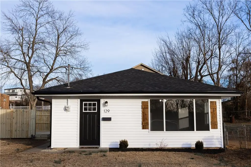 129 N Neconi Avenue, Bonner Springs, KS 66012 - Image #1