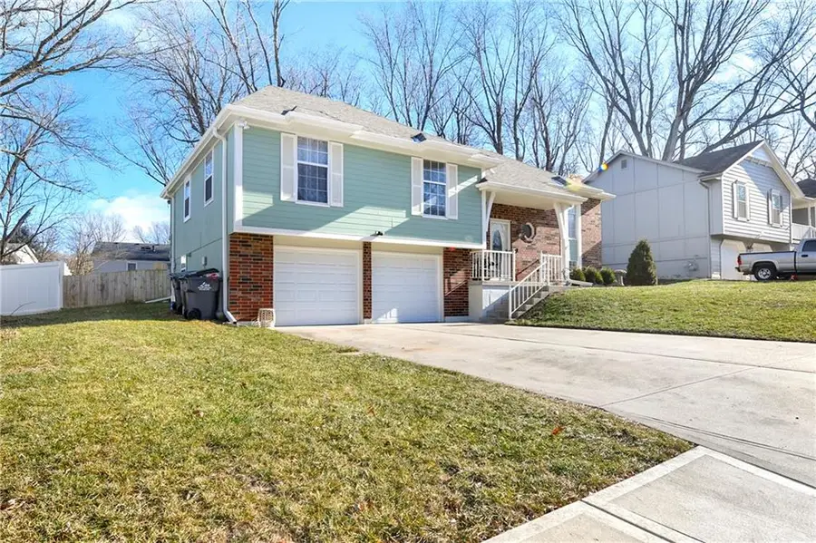 2504 NW Leann Drive, Blue Springs, MO 64014 - Image #3