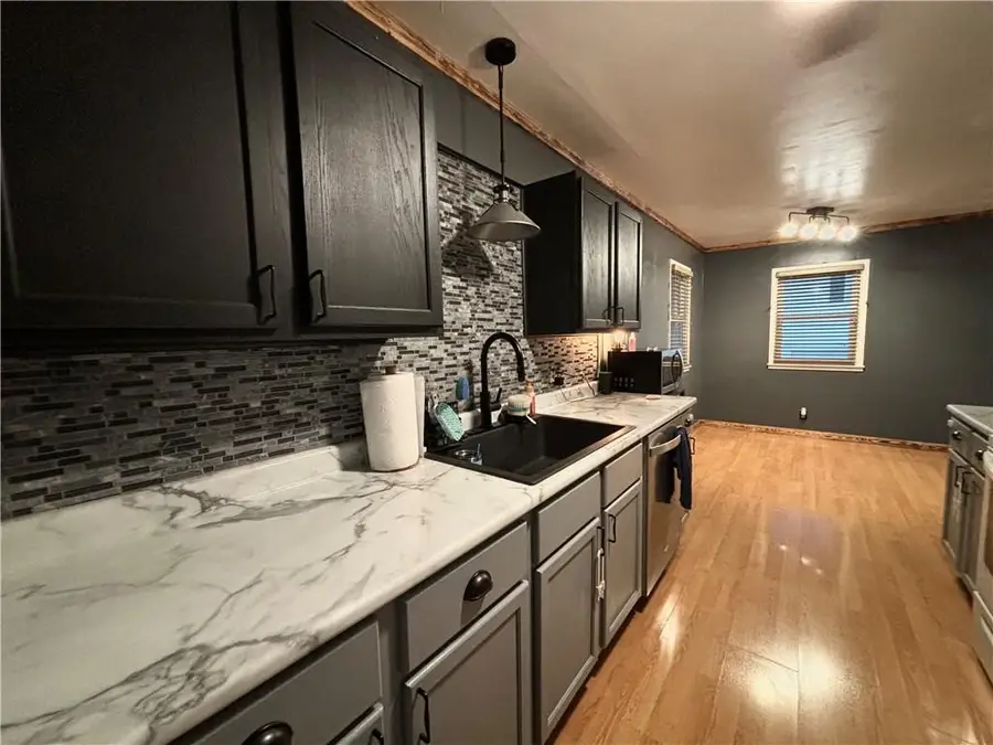 3226 Jennifer Lane, Country Club, MO 64505 - Image #3