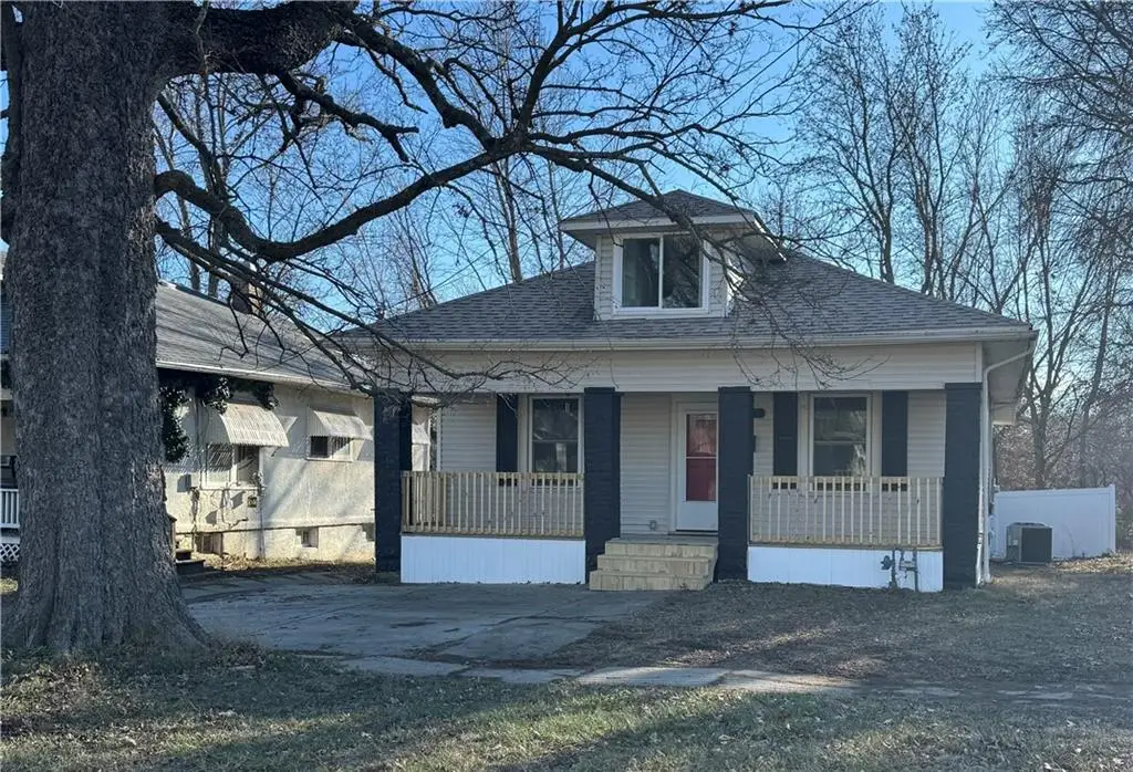 432 E Market Street, Warrensburg, MO 64093 - Image #1