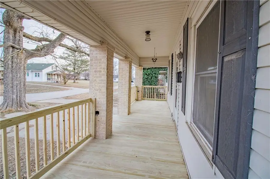 432 E Market Street, Warrensburg, MO 64093 - Image #3