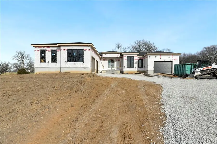 32200 E Outer Belt Road, Lees Summit, MO 64086 - Image #2