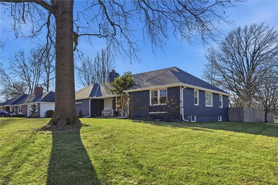 8100 Tomahawk Road, Prairie Village, KS 66208 - Image #3