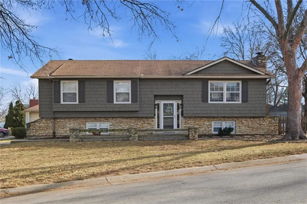 521 E Mulberry Street, Olathe, KS 66061 - Image #1