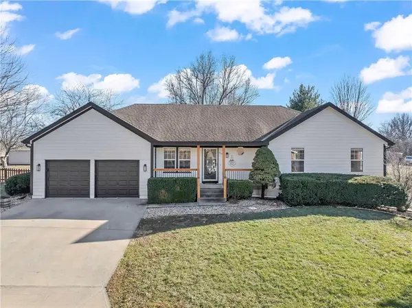 1111 S Doyle Street, Louisburg, KS 66053