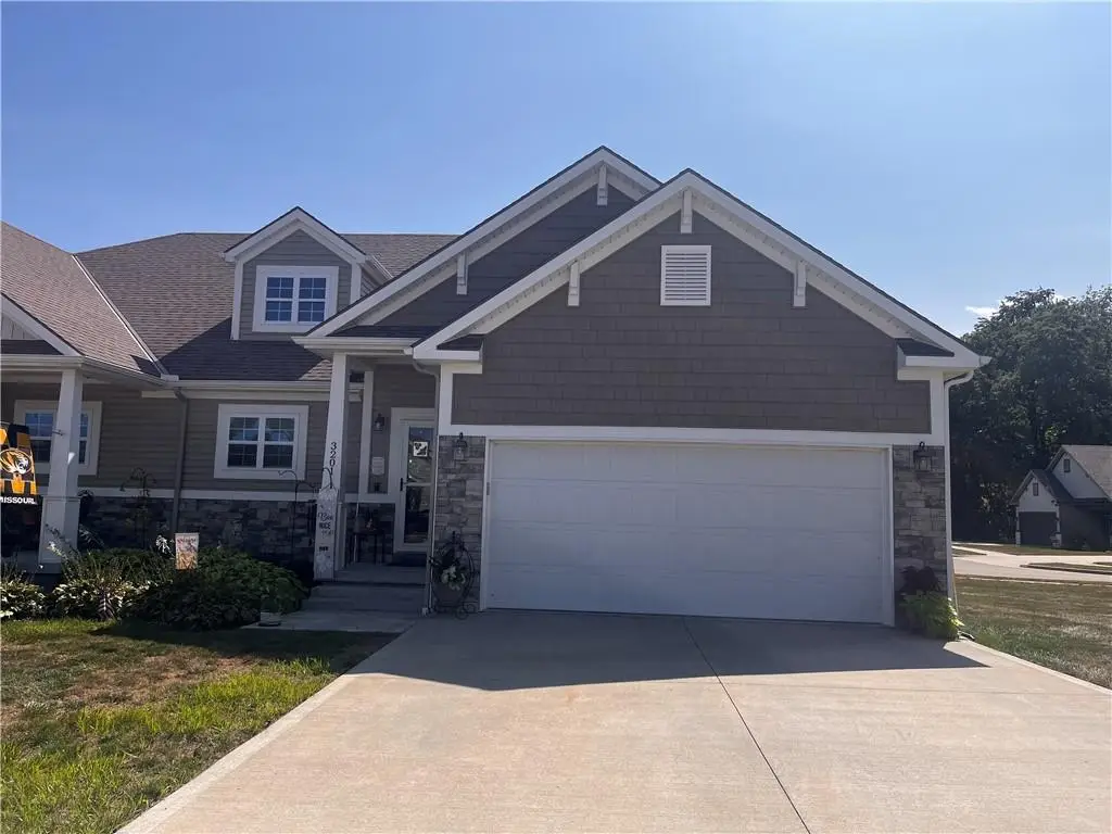 3201 Sheffield Lane, Saint Joseph, MO 64506 - Image #1