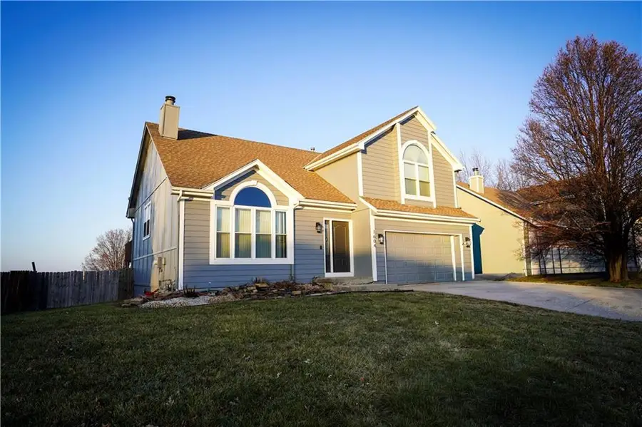 1604 SE 11th St Street, Lees Summit, MO 64081 - Image #2