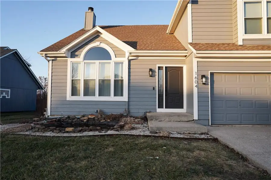 1604 SE 11th St Street, Lees Summit, MO 64081 - Image #3