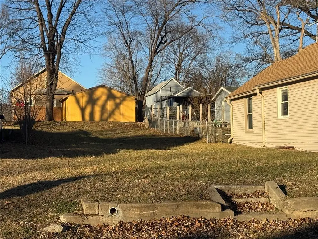 934 Ottawa Street, Leavenworth, KS 66048 - Image #1