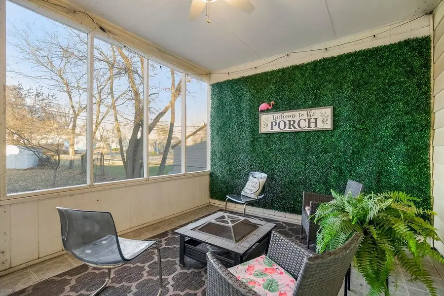 602 W 86th Terrace, Kansas City, MO 64114 - Image #2