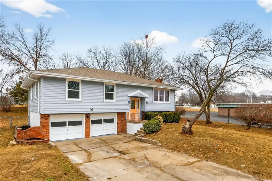 10812 E 79th Street, Raytown, MO 64138 - Image #2