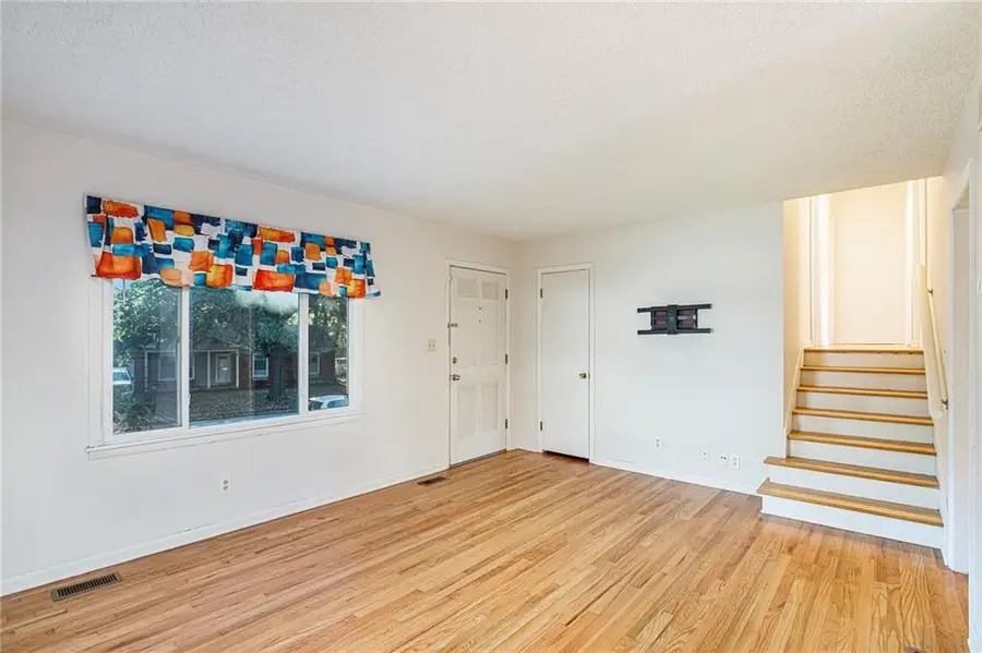 8420 N Virginia Avenue, Kansas City, MO 64155 - Image #3