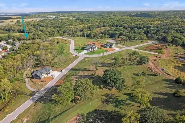 5305 N 101st Terrace, Kansas City, KS 66109