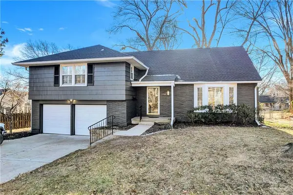 3705 W 52nd Terrace, Roeland Park, KS 66205