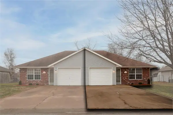 1123 SW Ephraim Drive, Grain Valley, MO 64029