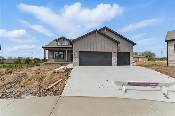 11119 N Crescent Court, Kansas City, MO 64157