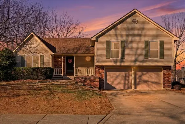 518 N Jefferson Street, Raymore, MO 64083