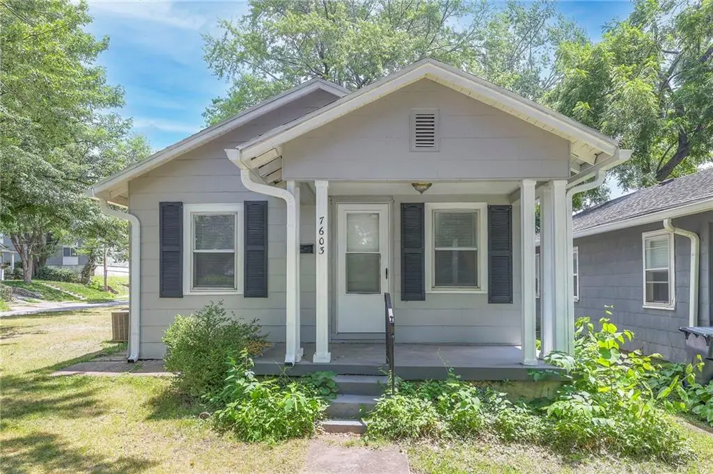 7603 Pennsylvania Avenue, Kansas City, MO 64114 - Image #1