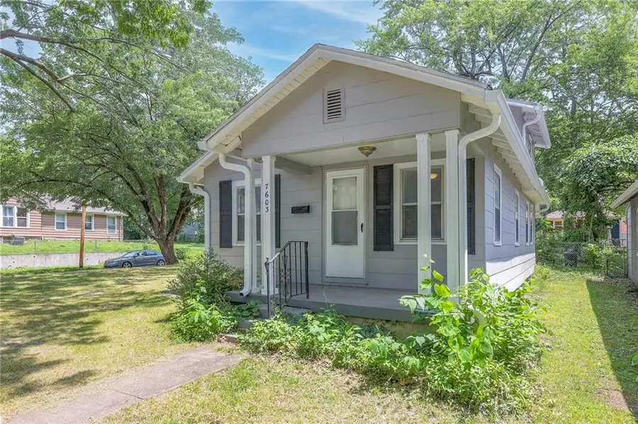 7603 Pennsylvania Avenue, Kansas City, MO 64114 - Image #2