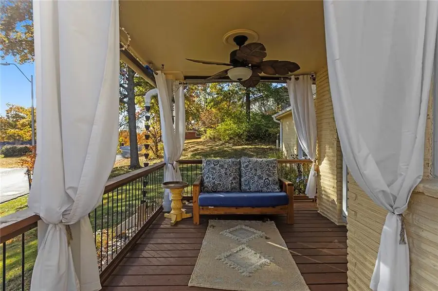 6204 N Robinhood Lane, Kansas City, MO 64151 - #3