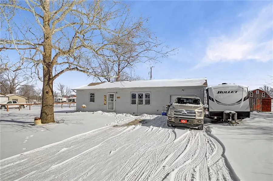 217 S Cherry Street, Richmond, KS 66080 - Image #3