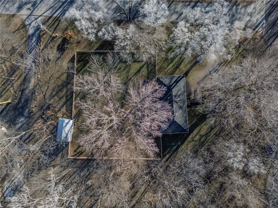 511 N 142nd Street, Bonner Springs, KS 66102 - Image #3