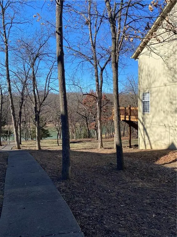 1152 S 105th Street, Edwardsville, KS 66111 - Image #2