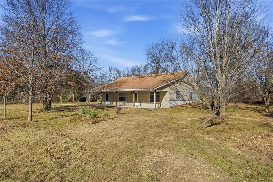 29506 S Morrow Road, Garden City, MO 64747 - Image #2