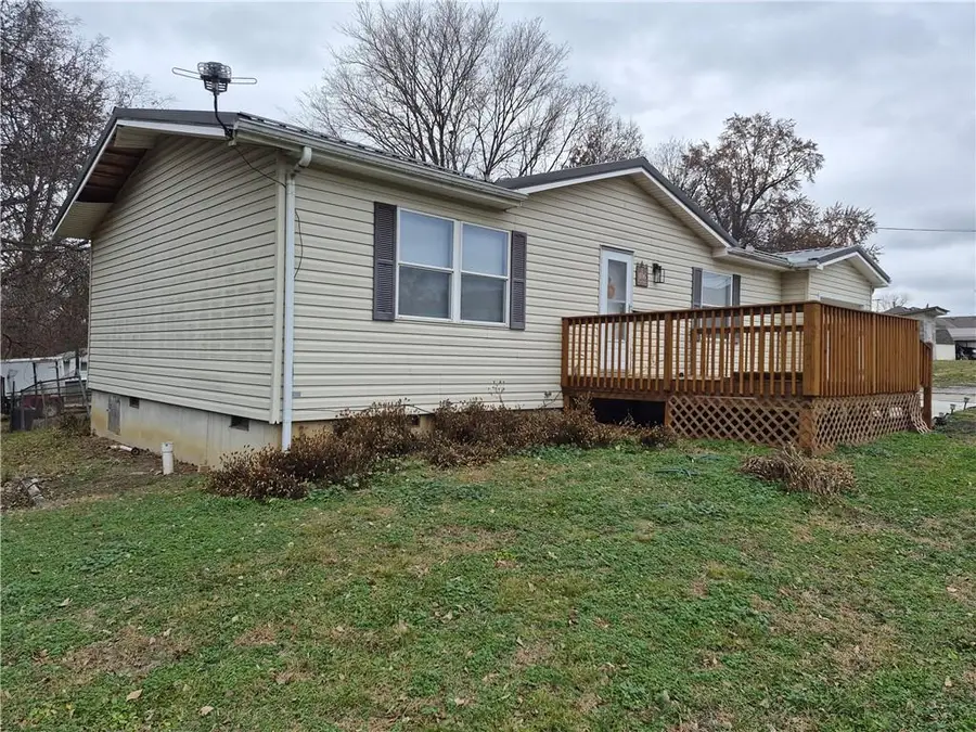 406 W Main Street, Richmond, MO 64085 - #3