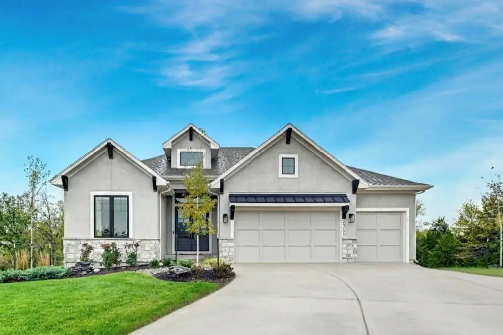 25177 W 109th Street, Olathe, KS 66061 - Image #1