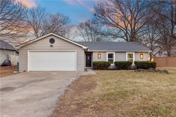 210 N Roosevelt Street, Spring Hill, KS 66083