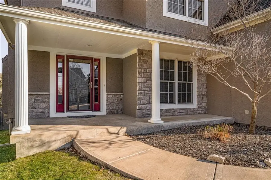 16115 S Bradley Drive, Olathe, KS 66062 - Image #2