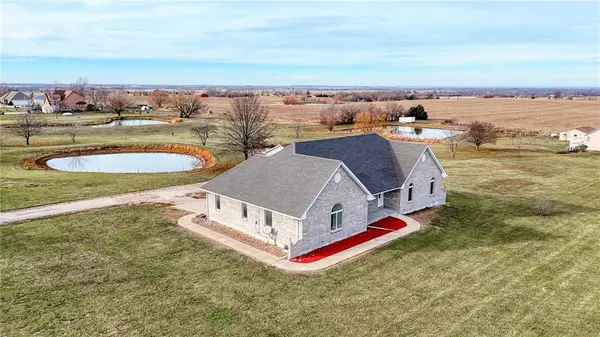 1303 SW 500th Road, Holden, MO 64040