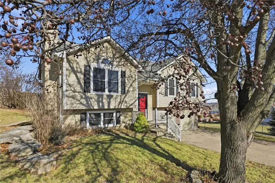 1214 SW Windcrest Court, Grain Valley, MO 64029 - Image #3