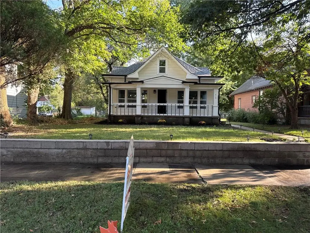 419 Kearney Street, Manhattan, KS 66502 - Image #1