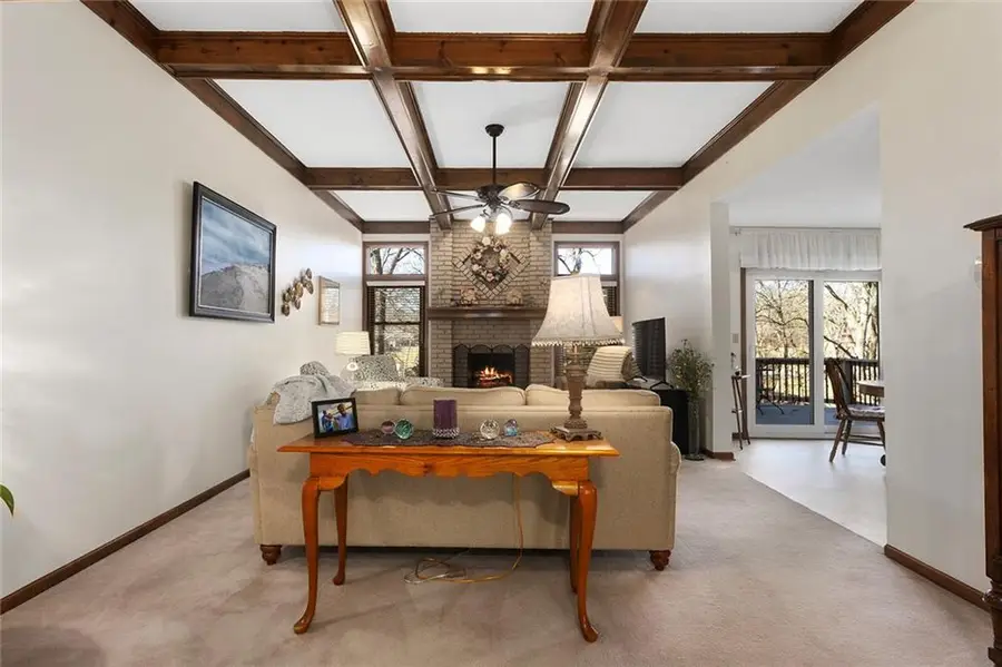 7806 N Woodland Avenue, Kansas City, MO 64118 - Image #2