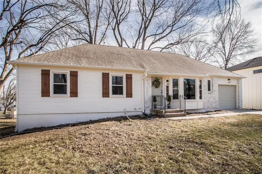 9705 Benson Street, Overland Park, KS 66212 - Image #2