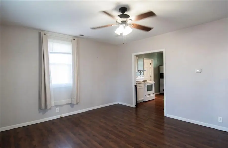 100 N Broadway Street, Lancaster, KS 66041 - Image #2