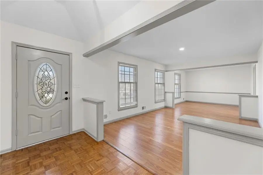 8515 Harvard Terrace, Raytown, MO 64138 - Image #2