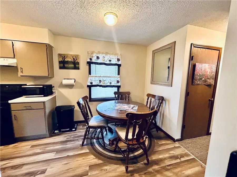 207 S Main Street, Louisiana, MO 63353 - #2