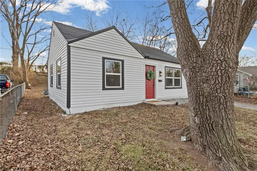 4917 Locust Avenue, Kansas City, KS 66106 - Image #3