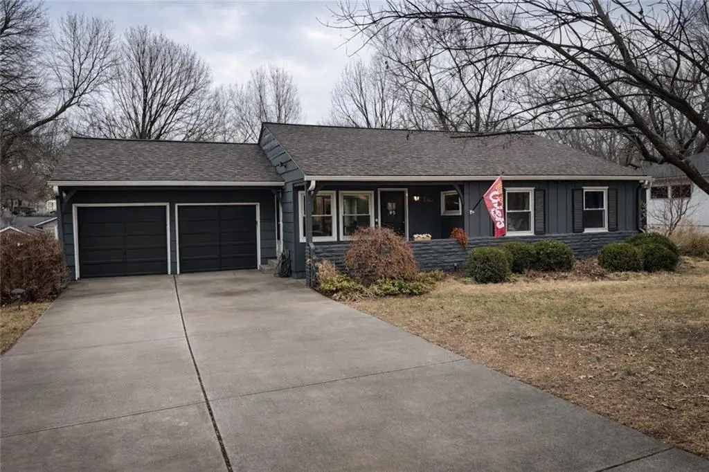 7745 Reeds Road, Prairie Village, KS 66208 - Image #1