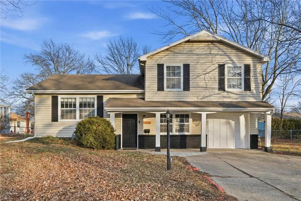 8529 Crescent Avenue, Raytown, MO 64138 - Image #1