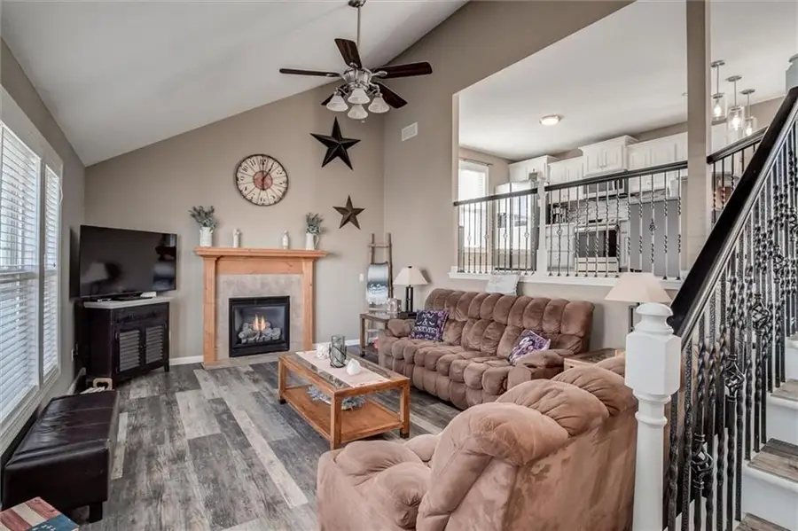 918 S 17th Street, Leavenworth, KS 66048 - Image #3