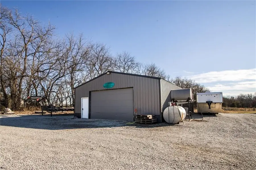 453 NE County Road 14004 Road, Adrian, MO 64720 - Image #2