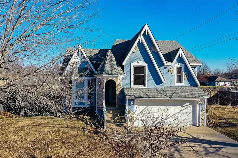 2407 S Harding Street, Oak Grove, MO 64075 - #2