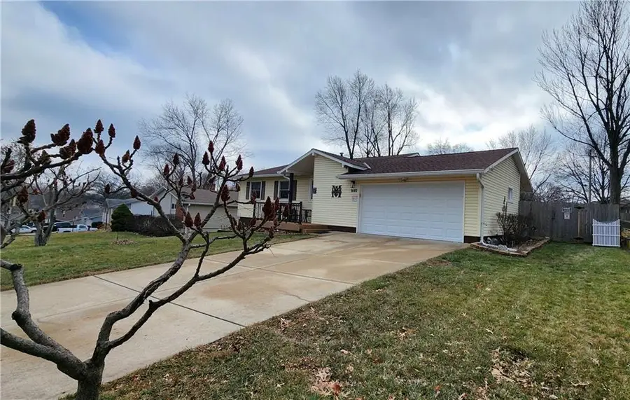 1603 NE 67th Place, Gladstone, MO 64118 - Image #3