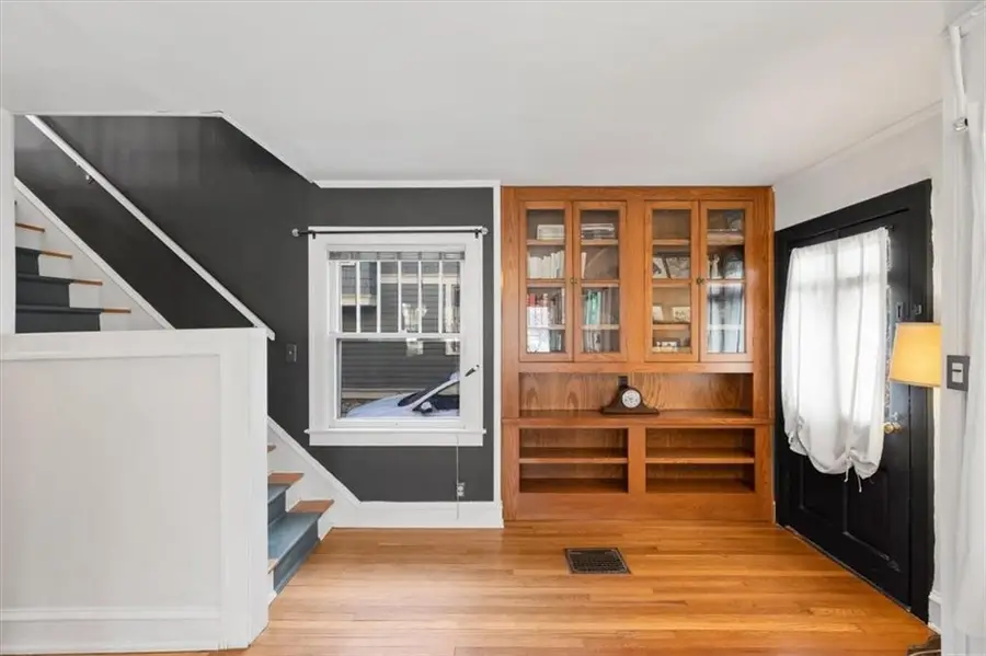 5701 Oak Street, Kansas City, MO 64113 - Image #2