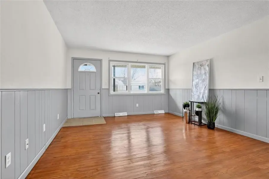 3701 N Cypress Avenue, Kansas City, MO 64117 - Image #3